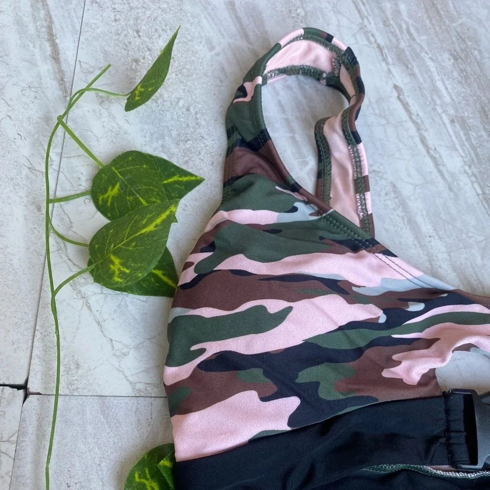 No boundaries Camouflage NEW Swimsuit Bikini Set swimwear Camo Medium Large